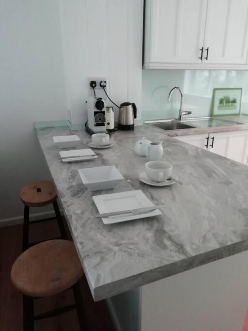 Cornwall Family Friendly Villa With Free Use Of Pool, Soft Play, Mini Golf, Tennis, Gym, Fitness Classes, Sauna And Ice Baths New Quay Dış mekan fotoğraf