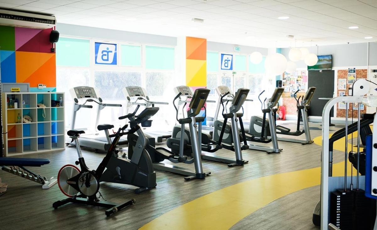 Cornwall Family Friendly Villa With Free Use Of Pool, Soft Play, Mini Golf, Tennis, Gym, Fitness Classes, Sauna And Ice Baths New Quay Dış mekan fotoğraf